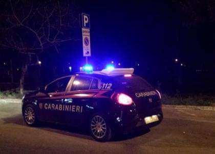 Carabinieri di Vieste in azione durante un intervento. Foto di Giuseppe Nobiletti (Pagina Facebook)