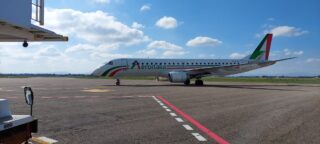 12b50adc-9bf6-4c47-a495-9c25b635bddd