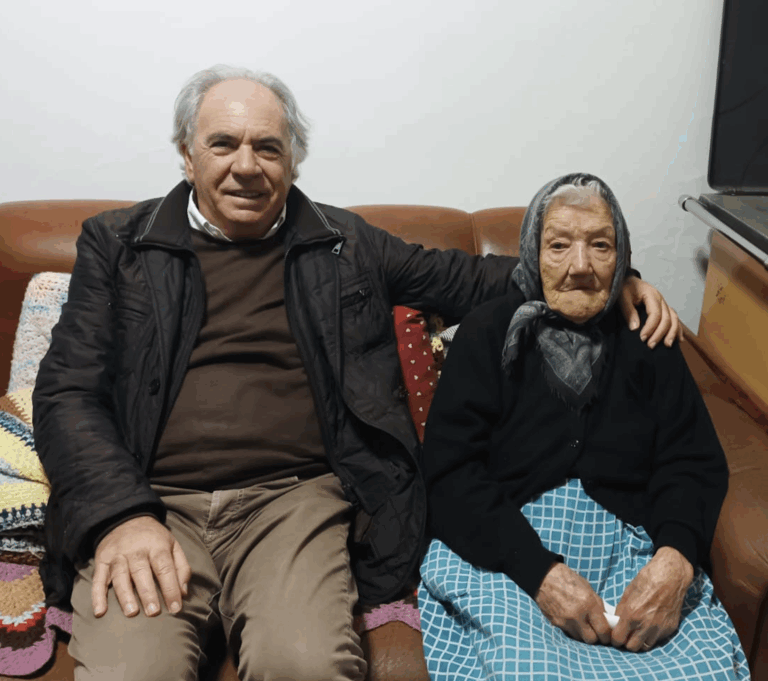 il sindaco Mario Simonelli e Carmela Zullo